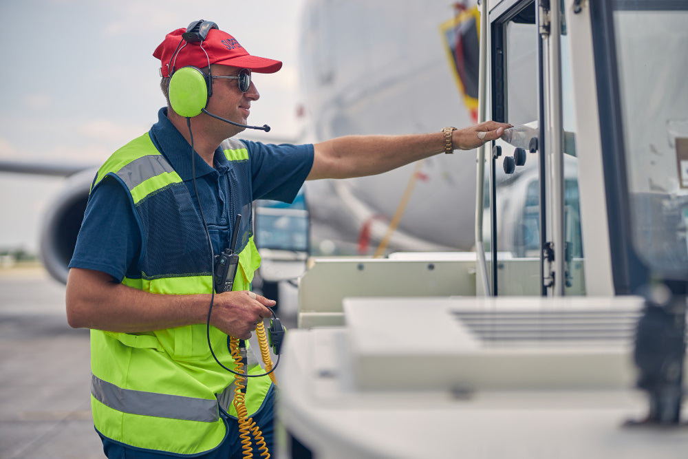 Agent de Piste Aéroportuaire : Pilier de l'Environnement Aéronautique