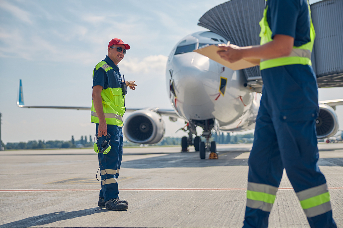 Les compétences essentielles pour réussir en tant qu'agent de piste avec Aero Academy